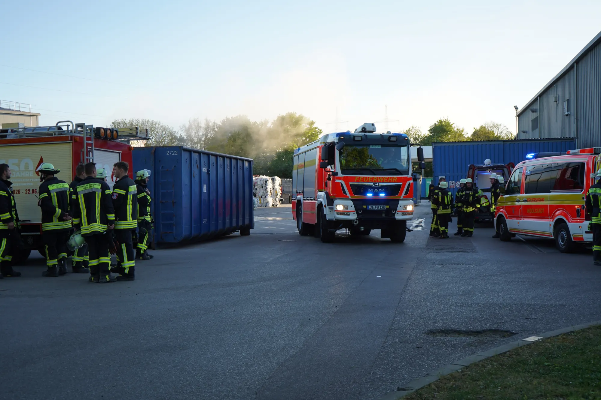 Brand auf Gelände von Entsorgungsbetrieb in Ingolstadt