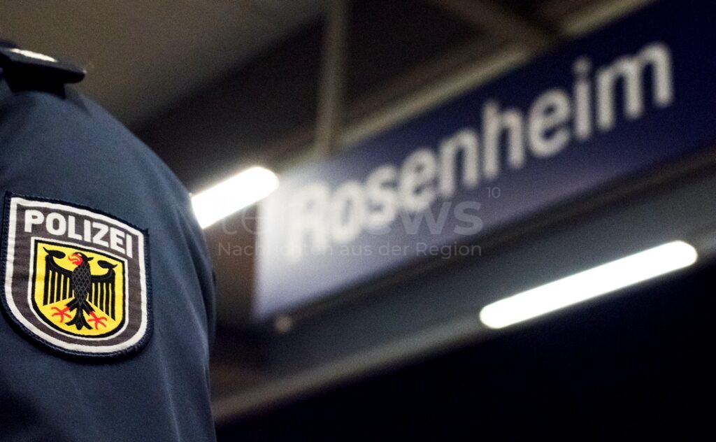 Die Bundespolizei hat am Bahnhof in Rosenheim einen Nigerianer festgenommen, gegen den ein Strafbefehl vorlag.