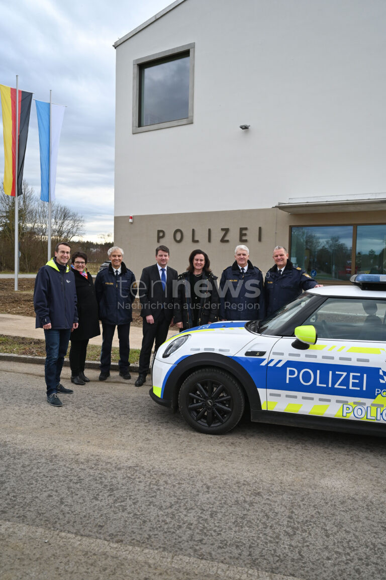 🇩🇪 GAUTING – Feierliche Übergabe des neuen Polizeigebäudes (18.12.2024). Moderner Neubau stärkt Sicherheit und Arbeitsbedingungen. 🚔