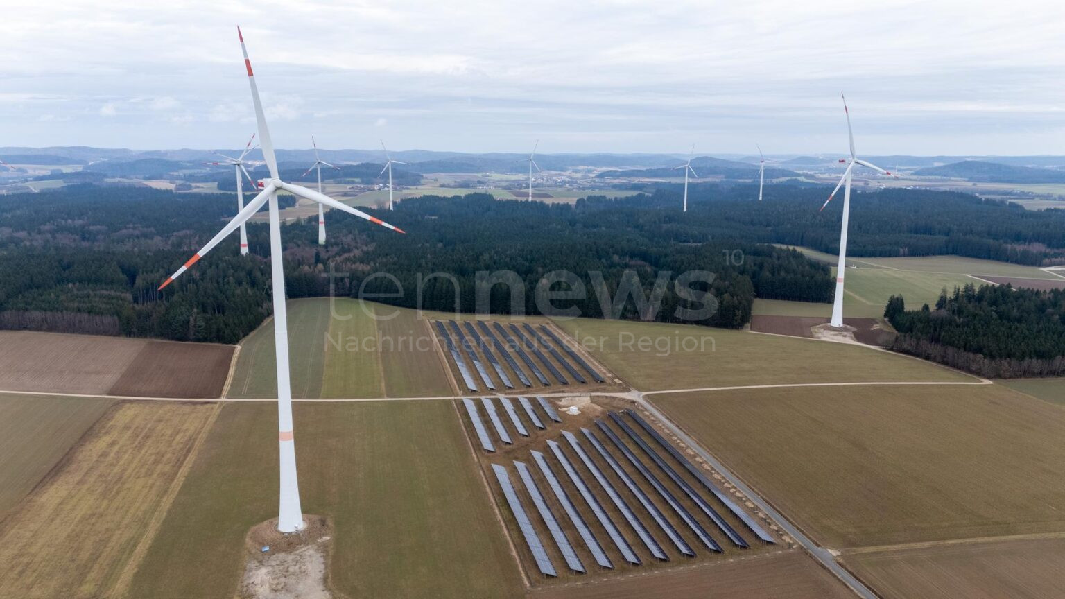 🌱 MÜNCHEN: Bayerns neue Regelung zur Beteiligung erneuerbare Energien: Gemeinden und Bürger profitieren direkt von Windkraft- und Photovoltaikanlagen. ♻️