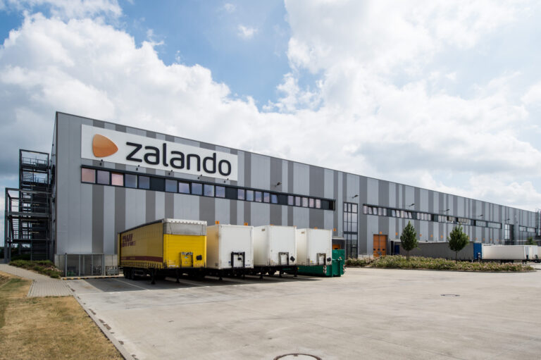 Zalando Logistikzentrum Mönchengladbach Außenansicht