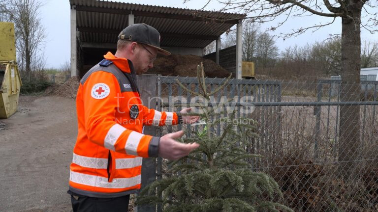 SCHROBENHAUSEN – 🎄Während der BRK-Christbaumsammelaktion für Christbäume am 11.01.2025 wurden Spenden gestohlen. Polizei bittet um Hinweise: 👮 08252 / 89750.