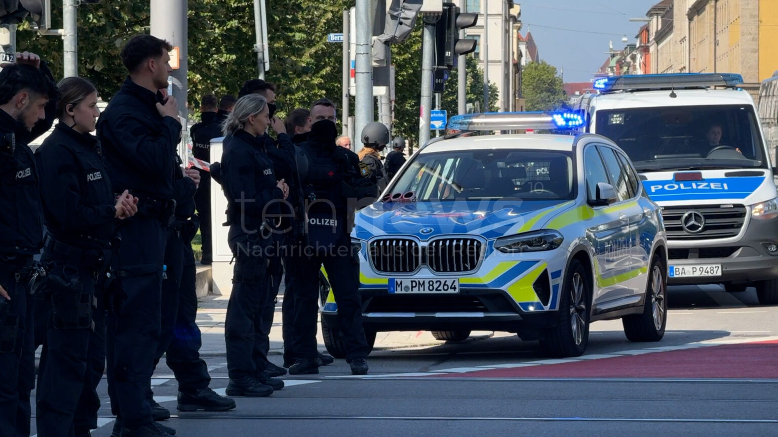 MÜNCHEN – Freitag (14.03.2025) hat die Soko Karolinenplatz ihre Ermittlungen zum Anschlag im September abgeschlossen. Anklage gegen den Tatverdächtigen. 🚔🔎